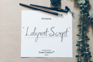 The Art of Personal Touch: Why Labyrint Script Resonates